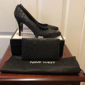 Nine West  OHEMGEE Black Glitter Heels Size 12M along with matching clutch